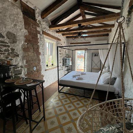 Loving My Rooms 3 - Incantevole Monolocale Nel Centro Storico Gorizia Ngoại thất bức ảnh